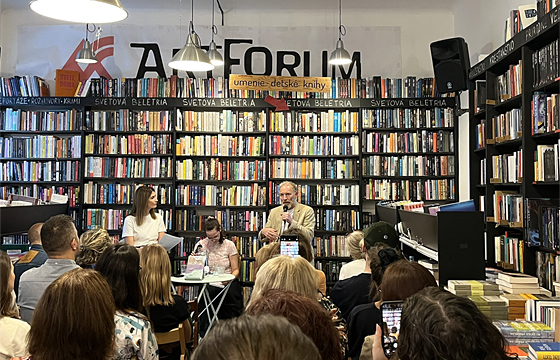 Diskusia s Jónom Kalmanon Stefánssonom v knihkupectve Artforum